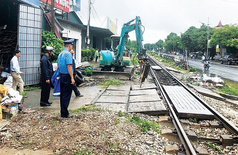 Giải pháp nào giảm tai nạn giao thông đường sắt?