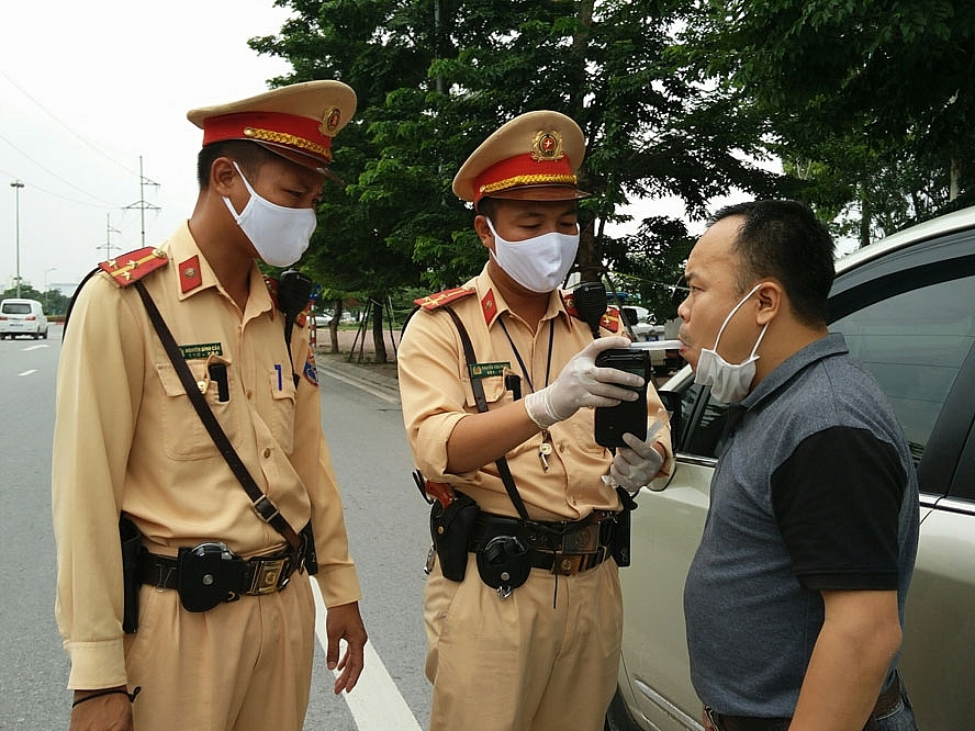 Bắc Ninh: Xử phạt một lái xe gần 50 triệu đồng, tạm giữ xe 2 tháng