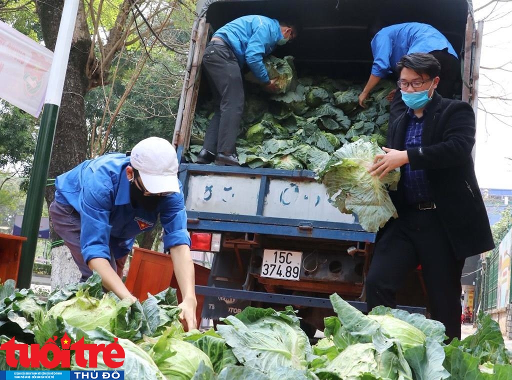 Các tổ chức Công đoàn, Đoàn thanh niên tham gia giải cứu nông sản sạch cho nông dân