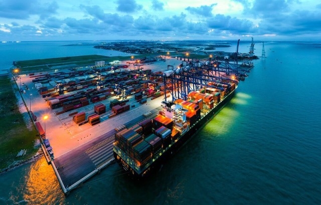 Cảng Container quôc tế Hải Phòng (HICT)