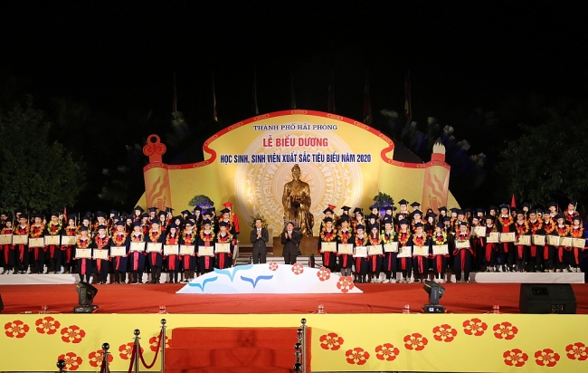 Hải Phòng: Vinh danh 130 học sinh, sinh viên xuất sắc tiêu biểu năm 2020