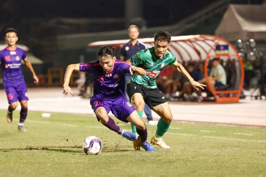 Tin tức bóng đá Việt Nam ngày 1/1: CLB Hà Nội gây thất vọng trước CLB Bình Định
