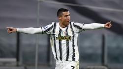 Ronaldo xô đổ kỷ lục ghi bàn của “Vua bóng đá” Pele