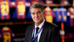 Ông Laporta đắc cử Chủ tịch CLB Barcelona, cam kết giữ chân Messi