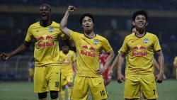 Tin tức bóng đá Việt Nam ngày 25/3: Đánh bại Viettel, HAGL chiếm ngôi đầu bảng V-League