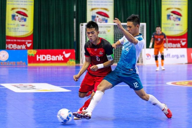 Tin tức bóng đá Việt Nam ngày 25/3: Đánh bại Viettel, HAGL chiếm ngôi đầu bảng V-League