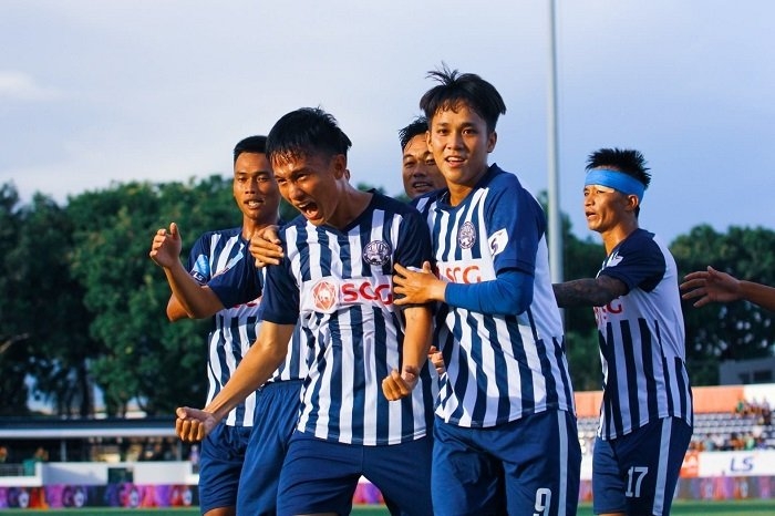 Tin tức bóng đá Việt Nam ngày 28/3: Quang Hải có thể ra sân ở vòng 6 V-League 2021