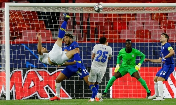 Thua Porto, Chelsea vẫn lọt vào bán kết Champions League