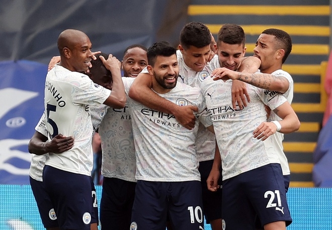Manchester City chạm một tay vào chức vô địch Premier League 2020/2021