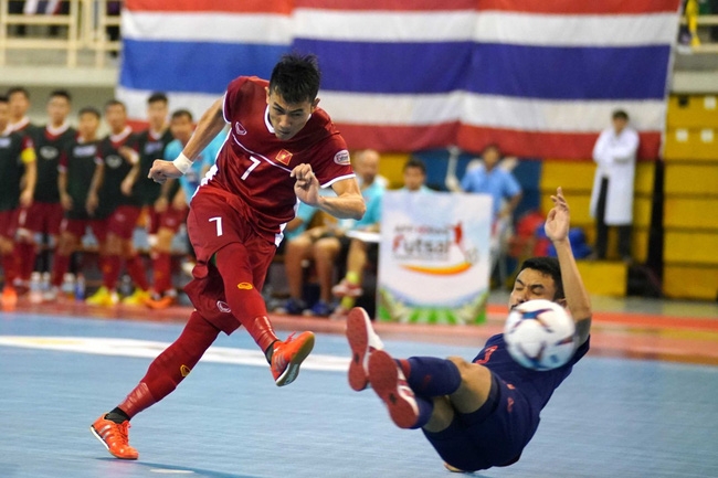 Tin tức bóng đá Việt Nam ngày 7/5: Futsal Việt Nam đá giao hữu với Thái Lan ở UAE