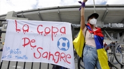 Colombia bị tước quyền đăng cai Copa America 2021