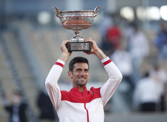 Novak Djokovic giành danh hiệu Grand Slam đơn thứ 19 trong sự nghiệp