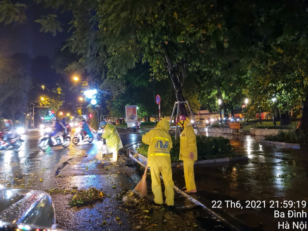 Thủ đô được giải nhiệt sau chuỗi ngày nắng nóng hơn 40 độ C