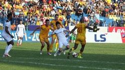 V-League 2020: “Lão tướng” Anh Đức tái xuất, HAGL hoà không bàn thắng với Thanh Hoá