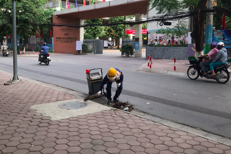 Tăng cường nạo vét, sửa chữa hệ thống thoát nước phục vụ các điểm thi tốt nghiệp THPT