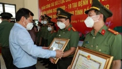Bắc Giang chia tay đoàn lực lượng y tế Công an Nhân dân chi viện chống dịch Covid-19