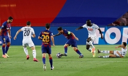 Messi toả sáng rực rỡ, Barcelona đoạt vé vào tứ kết Champions League