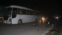 Bắc Giang: Va chạm với xe khách ngược chiều, 2 người trên xe máy tử vong tại chỗ
