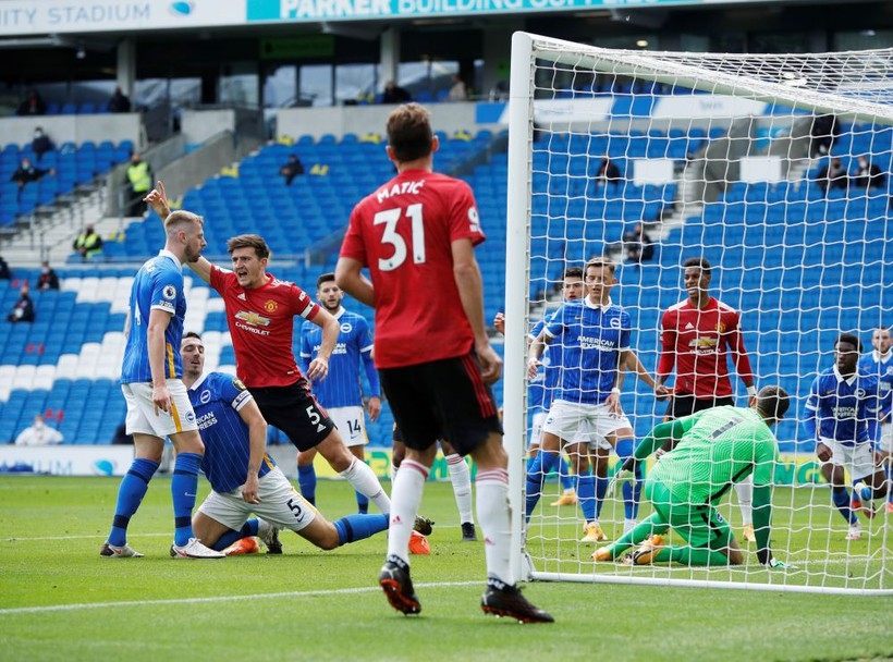 Manchester United giành chiến thắng kịch tính trước Brighton ở phút 100