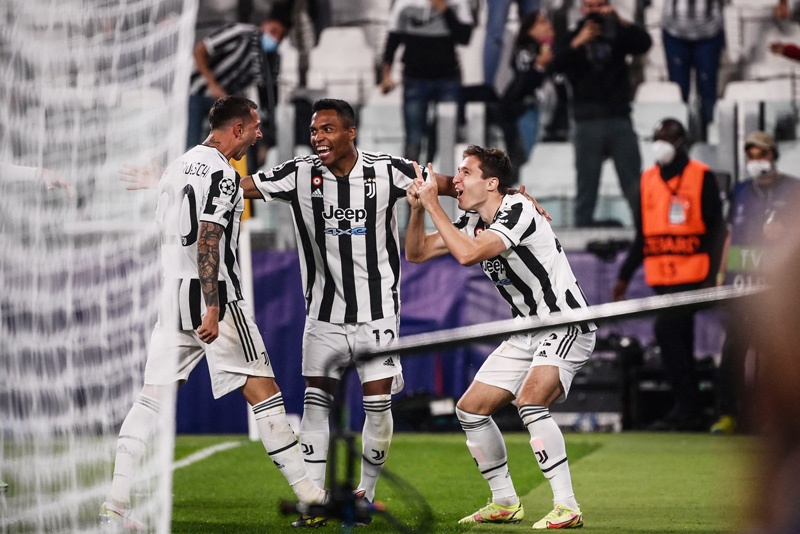 Juventus đánh bại nhà ĐKVĐ Chelsea