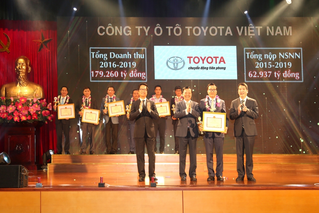 Toyota Việt Nam được vinh danh tại Lễ tôn vinh Người nộp thuế tiêu biểu năm 2020