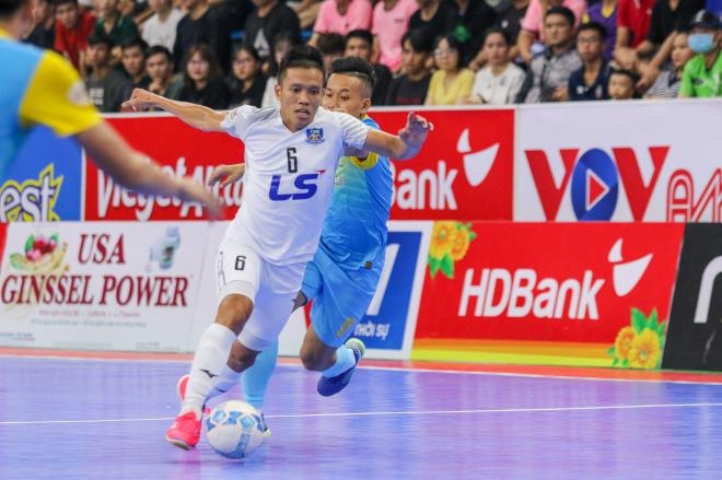 Tin tức bóng đá Việt Nam ngày 16/10: Kết quả vòng 2 giai đoạn 2 V-League 2020