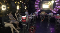 Bắc Giang: Phát hiện 8 người hát karaoke trái phép, 5 đối tượng dương tính với ma túy