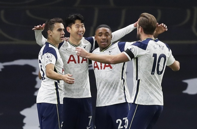 Đánh bại Manchester City, Tottenham chiếm ngôi đầu bảng Premier League