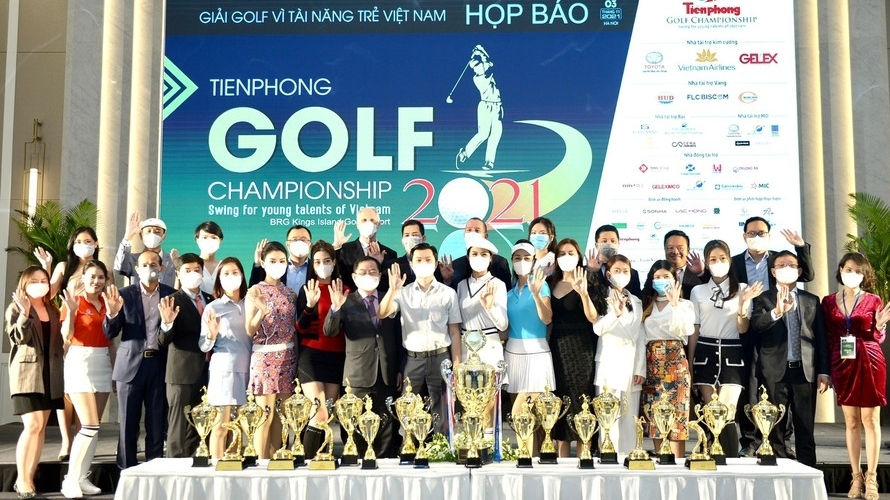 Khởi tranh giải Tiền Phong Golf Championship 2021