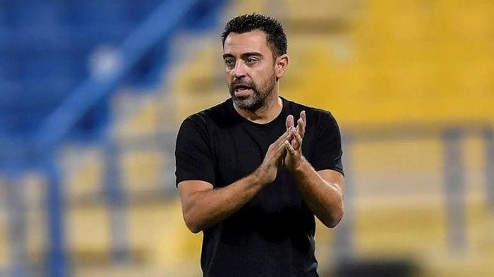 Xavi Hernandez chính thức trở thành HLV của Barcelona