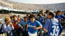 Napoli chính thức đổi tên sân nhà thành Diego Maradona