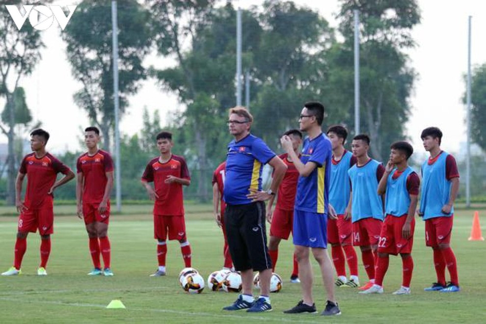 Tin tức bóng đá Việt Nam ngày 6/12: Xác định 2 cặp đấu bán kết giải U17 Cúp Quốc gia 2020