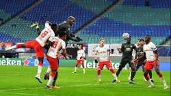Thất bại trước RB Leipzig khiến MU bị loại khỏi Champions League