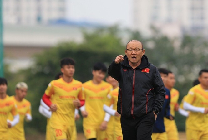 Tin tức bóng đá Việt Nam ngày 23/12: Công bố danh sách rút gọn Quả bóng Vàng Việt Nam 2020
