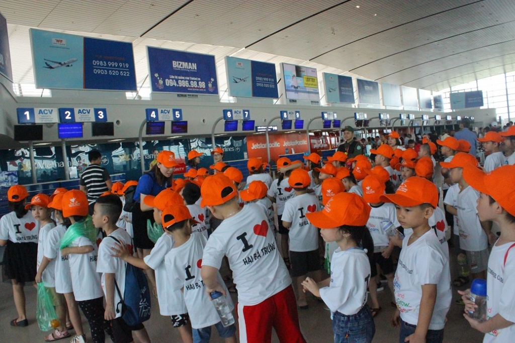 Học sinh Trường Tiểu học - THCS - THPT Hai Bà Trưng, Hải Phòng trong giờ ngoại khóa