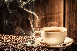 Giá cà phê hôm nay 11/1: Liên tiếp sụt giảm