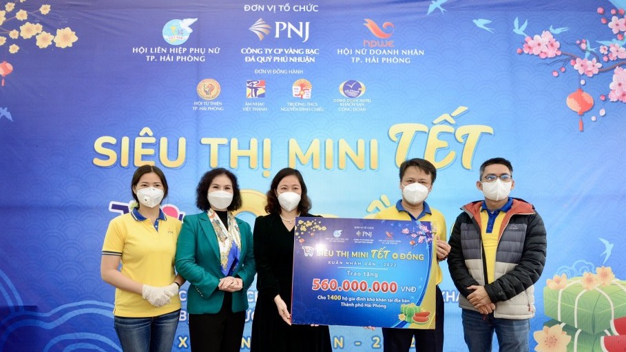 PNJ mở siêu thị mini Tết 0 đồng hỗ trợ người lao động tại Hải Phòng
