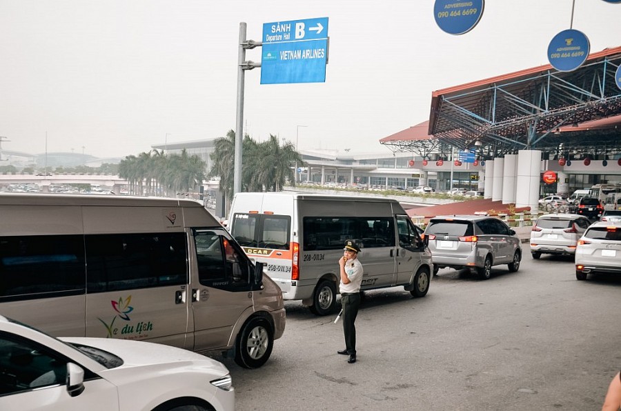 NIA tăng cường lực lượng an nin ... o thông thuận lợi cho hành khách