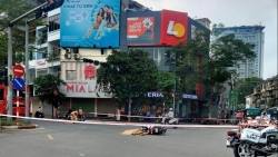 Điều tra nguyên nhân và danh tính người phụ nữ đi xe máy tử vong trên đường Kim Mã
