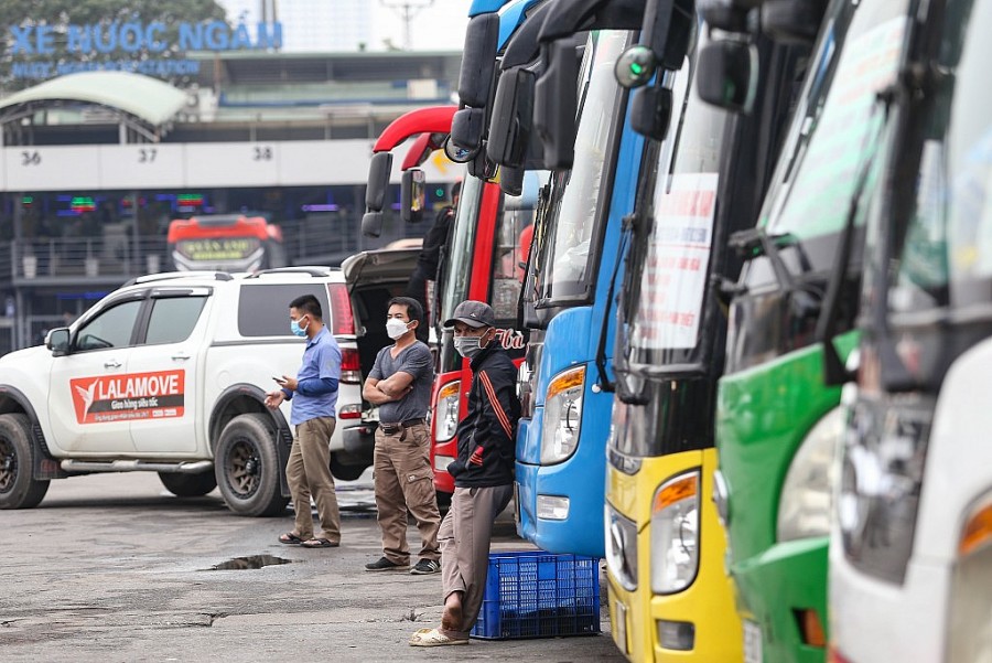 Nhà xe chủ động chờ đón khách, tuy nhiên dự kiến lượng khách không đông, chủ yếu đi bằng phương tiện cá nhân