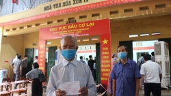 Hôm nay, người dân xã Tráng Việt (Mê Linh, Hà Nội) đi bầu cử lại
