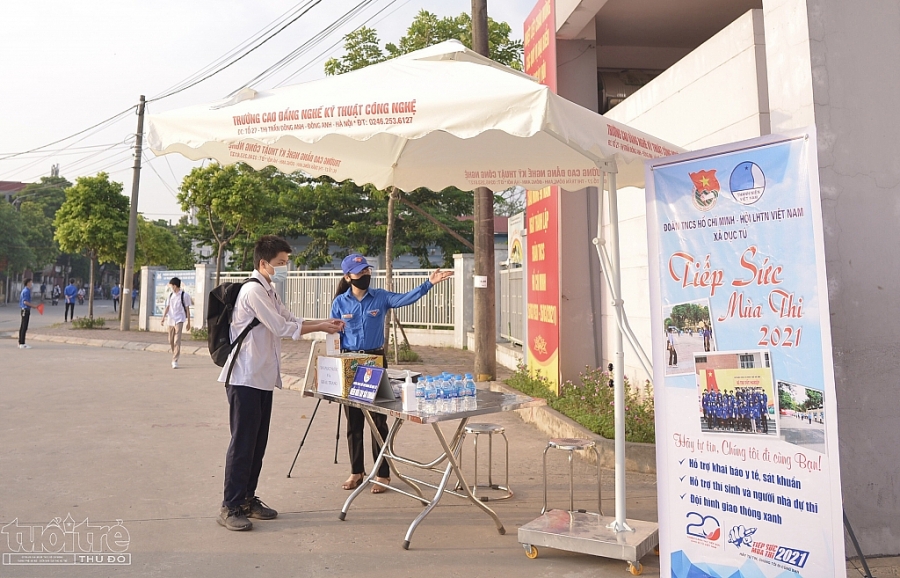 Thí sinh được hỗ trợ tận tình khi tham gia kỳ thi tốt nghiệp THPT năm 2021