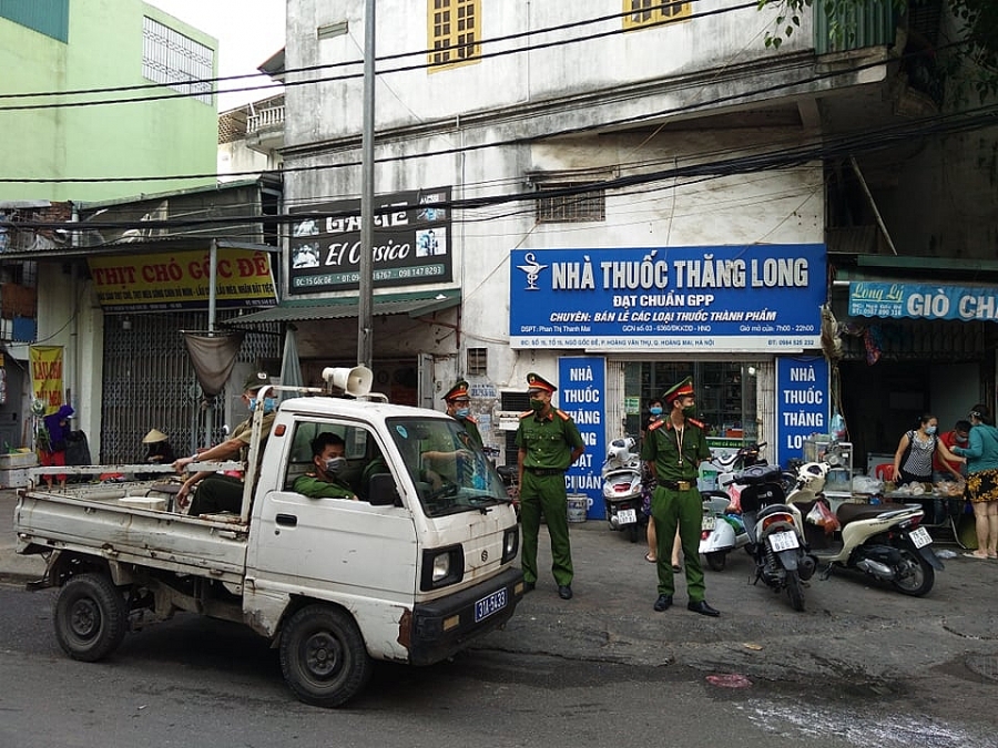 Lực lượng chức năng khu vực giáp ranh phối hợp thực hiện nhiệm vụ ở khu vực Gốc Đề