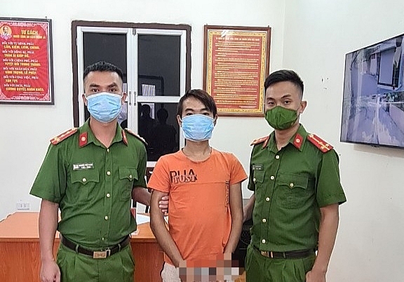 Lực lượng chức năng bắt giữ Chu