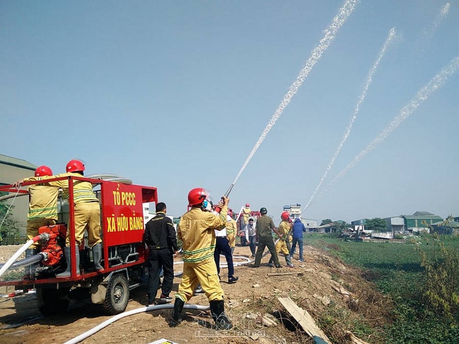 Lần đầu tiên diễn tập phương án phòng cháy chữa cháy trong làng nghề