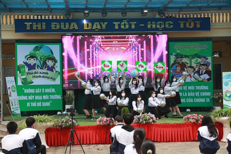 Hơn 1.500 học sinh khối 12 tham gia tuyên truyền trực tuyến về bảo vệ môi trường Hơn 1.500 học sinh khối 12 tham gia tuyên truyền trực tuyến bảo vệ môi trường