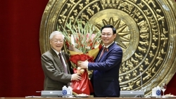 Đoàn đại biểu Quốc hội Hà Nội chúc mừng đồng chí Nguyễn Phú Trọng hoàn thành xuất sắc nhiệm vụ nhiệm kỳ 2016-2021