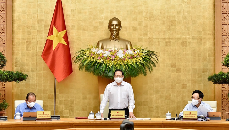 Thủ tướng Phạm Minh Chính phát biểu khai mạc phiên họp Chính phủ thường kỳ tháng 4-2021. Ảnh: VGP/Nhật Bắc