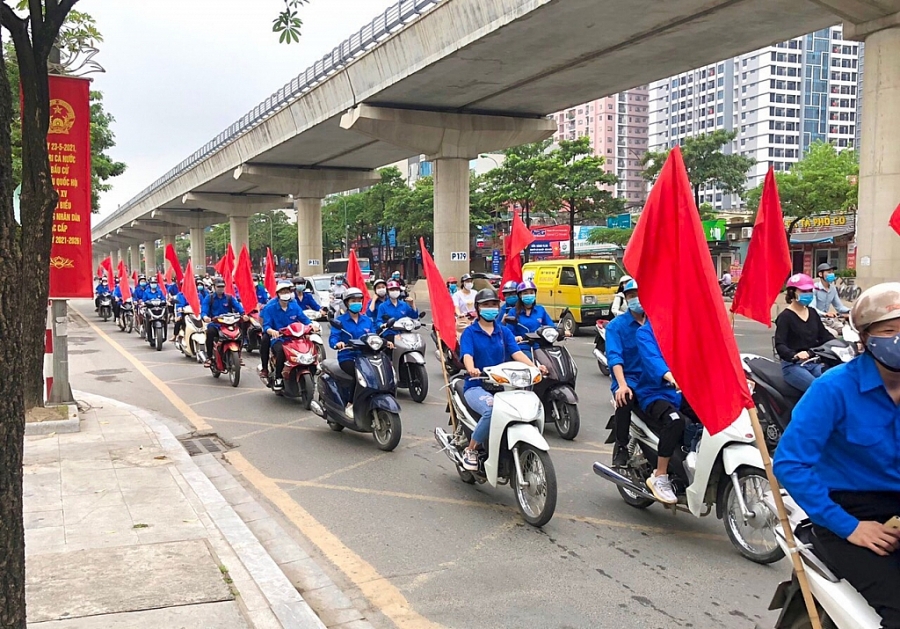 Quận Nam Từ Liêm tổ chức tuyên truyền, cổ động trực quan về cuộc bầu cử đại biểu Quốc hội khóa XV và đại biểu HĐND các cấp