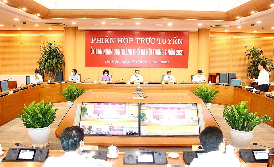 Quang cảnh phiên họp